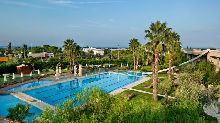 UNAHOTELS Regina Bari Pool