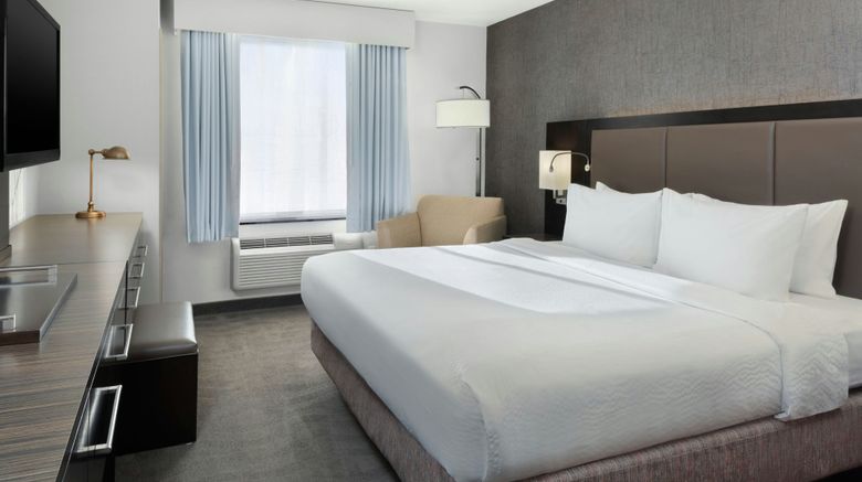 <b>Fairfield Inn & Suites NY Staten Island Room</b>. Images powered by <a href="https://www.leonardoworldwide.com/" title="Leonardo Worldwide" target="_blank">Leonardo</a>.