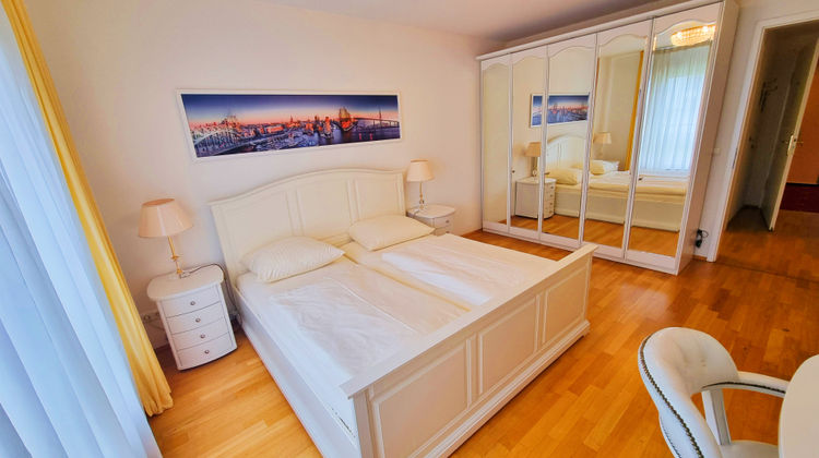 Newlivinghome Suite