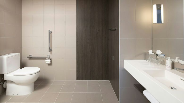 <b>MOXY London Excel Room</b>. Images powered by <a href="https://www.leonardoworldwide.com/" title="Leonardo Worldwide" target="_blank">Leonardo</a>.