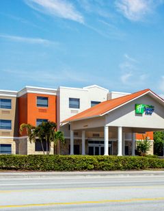 Holiday Inn Express & Stes Lantana