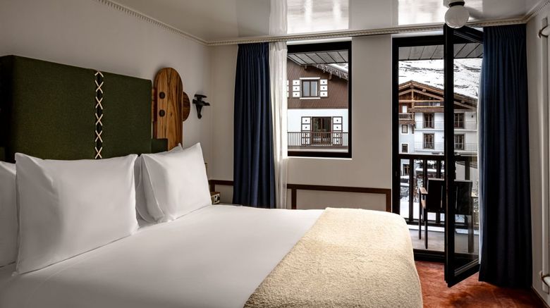 <b>Experimental Chalet Val d'Isere Room</b>. Images powered by <a href="https://www.leonardoworldwide.com/" title="Leonardo Worldwide" target="_blank">Leonardo</a>.