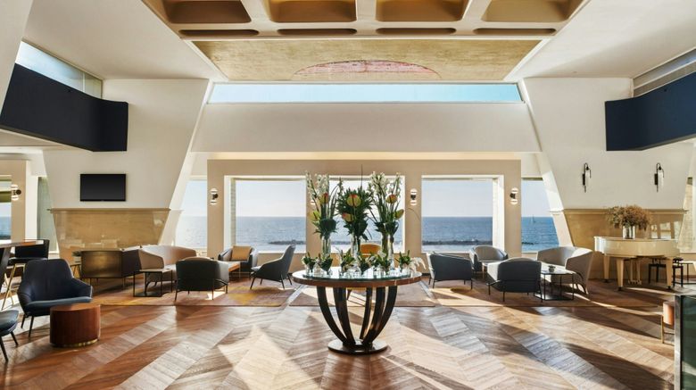 <b>Renaissance Tel Aviv Hotel Lobby</b>. Images powered by <a href="https://www.leonardoworldwide.com/" title="Leonardo Worldwide" target="_blank">Leonardo</a>.