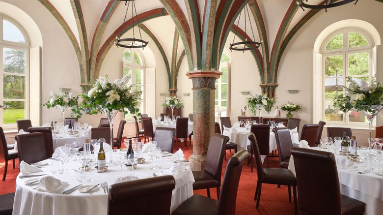 <b>Abbaye de la Bussiere Restaurant</b>. Images powered by <a href="https://www.leonardoworldwide.com/" title="Leonardo Worldwide" target="_blank">Leonardo</a>.