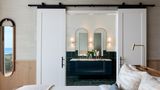Hotel Indigo Grand Cayman Suite