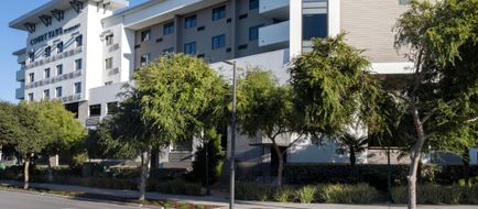 Courtyard Redwood City Exterior