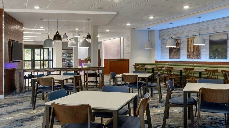 Fairfield Inn & Suites St Paul Northeast Restaurant