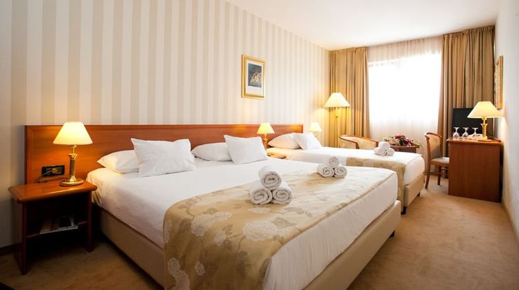 Hotel Globo Room