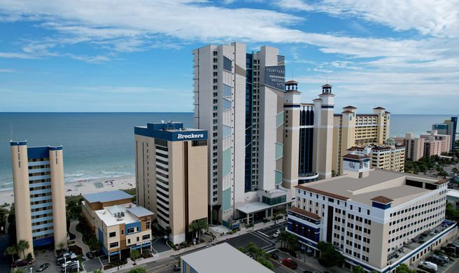 The Breakers Resort Hotel Exterior