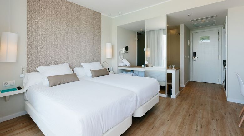 <b>AluaSoul Ibiza Hotel Room</b>. Images powered by <a href="https://www.leonardoworldwide.com/" title="Leonardo Worldwide" target="_blank">Leonardo</a>.