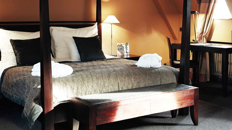 <b>Martin's Klooster Room</b>. Images powered by <a href="https://www.leonardoworldwide.com/" title="Leonardo Worldwide" target="_blank">Leonardo</a>.