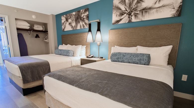 <b>The Breakers Resort Hotel Suite</b>. Images powered by <a href="https://www.leonardoworldwide.com/" title="Leonardo Worldwide" target="_blank">Leonardo</a>.