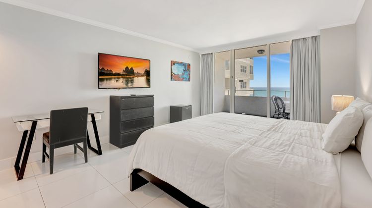 Ocean Manor Resort Room