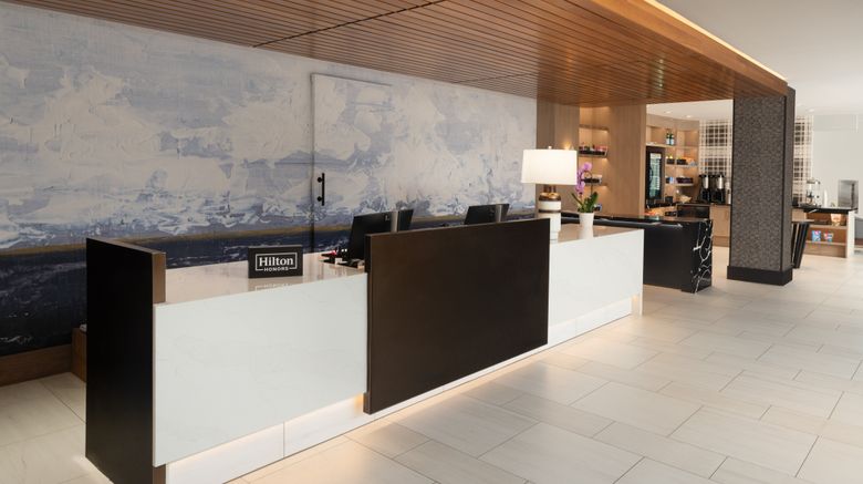 <b>DoubleTree by Hilton Providence Airport Lobby</b>. Images powered by <a href="https://www.leonardoworldwide.com/" title="Leonardo Worldwide" target="_blank">Leonardo</a>.