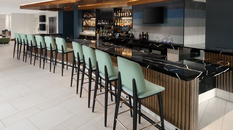 DoubleTree by Hilton Providence Airport Restaurant