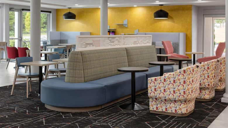 <b>Home2 Suites Stockbridge Lobby</b>. Images powered by <a href="https://www.leonardoworldwide.com/" title="Leonardo Worldwide" target="_blank">Leonardo</a>.