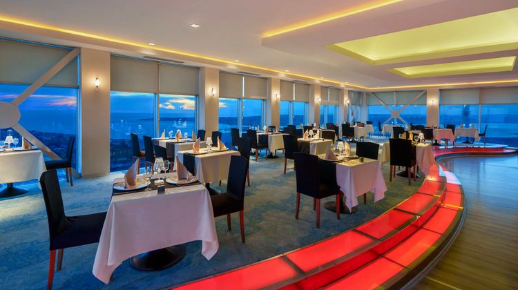 Kaya Istanbul Fair & Convention Hotel Restaurant