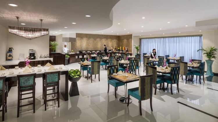 Savoy Crest Hotel Restaurant