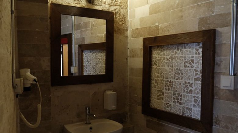 <b>Zeynep Hanim Konagi Hotel Room</b>. Images powered by <a href="https://www.leonardoworldwide.com/" title="Leonardo Worldwide" target="_blank">Leonardo</a>.