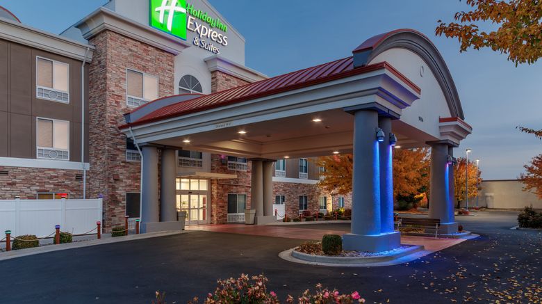 Holiday Inn Express Hotel  and  Suites South Exterior. Images powered by <a href="https://www.leonardoworldwide.com" target="_blank" rel="noopener">Leonardo</a>.