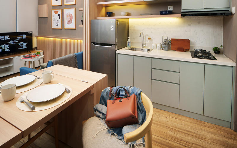 Kitchen & Dining Room