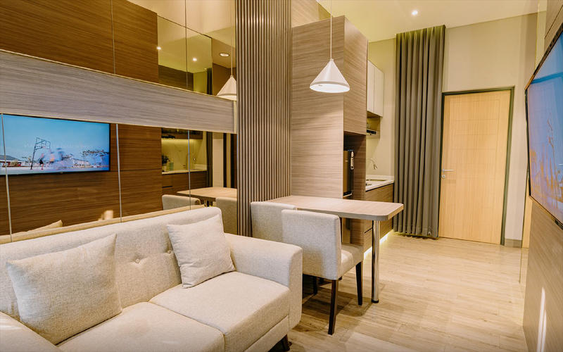 Living & Dining Room
