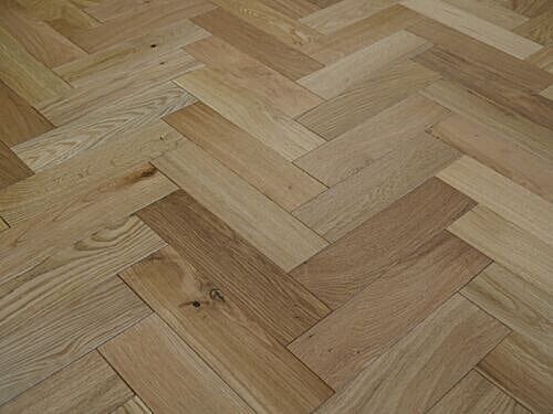 Manor Natural Oak Herringbone 18mm