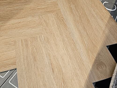 Honey Oak 6mm SPC Herringbone (Clearance)