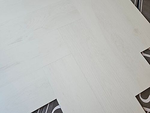 Frosted White Oak 6mm SPC Herringbone (Clearance)