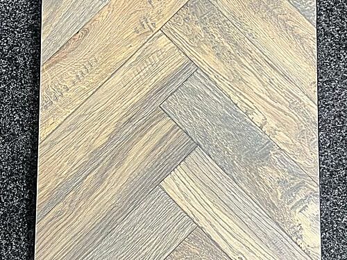 Distressed Brown Brushed & Oiled Oak 14mm X 90mm Herringbone