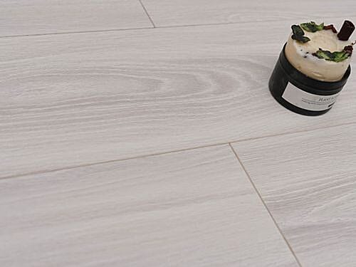 Winter Washed Grey Oak 12mm