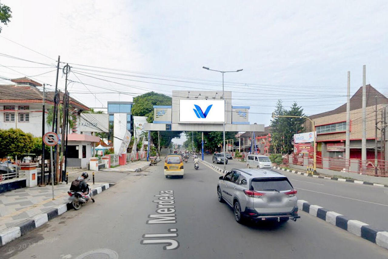 Billboard JL. MERDEKA (DEPAN KANTOR POS/TELKOM), PALEMBANG
