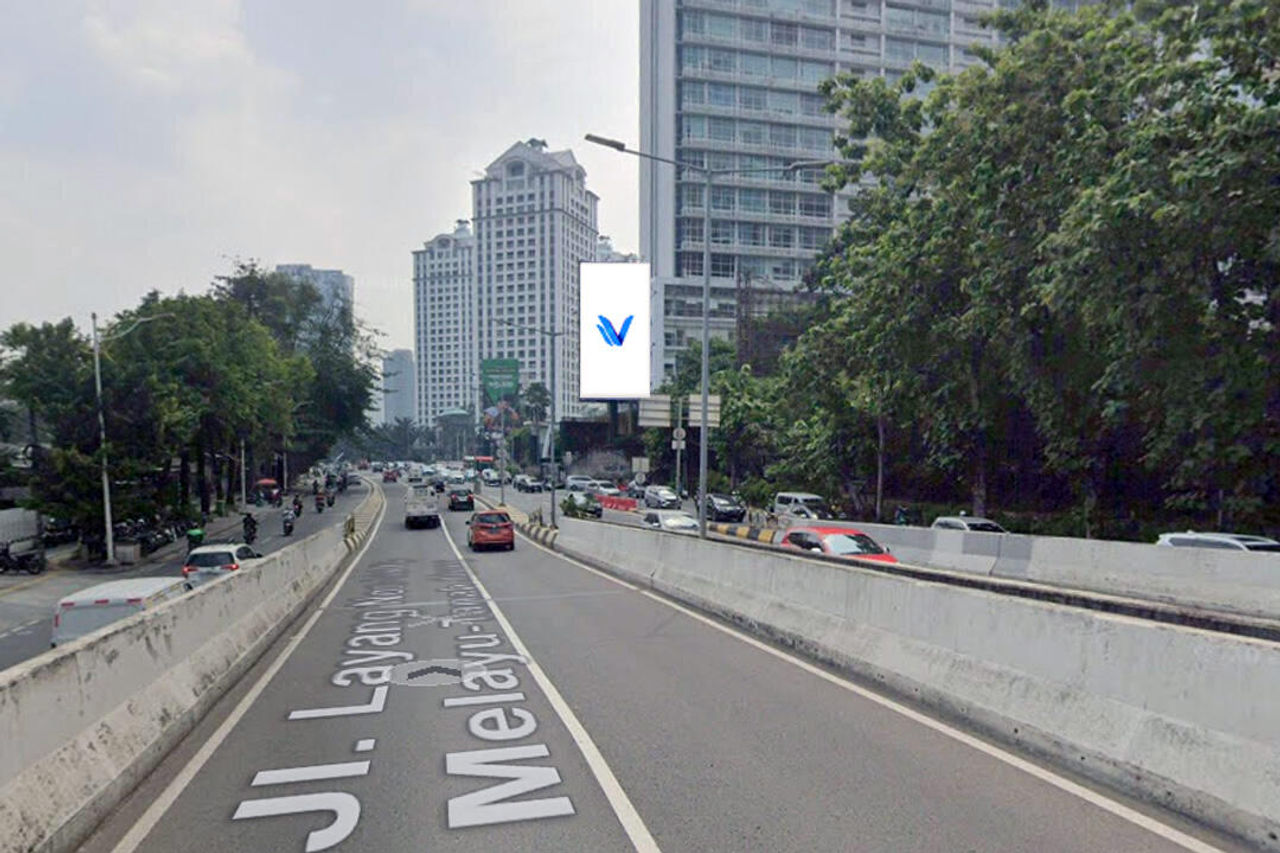 Billboard Jl. KH. Mas Mansyur (Citywalk Sudirman), Jakarta Pusat