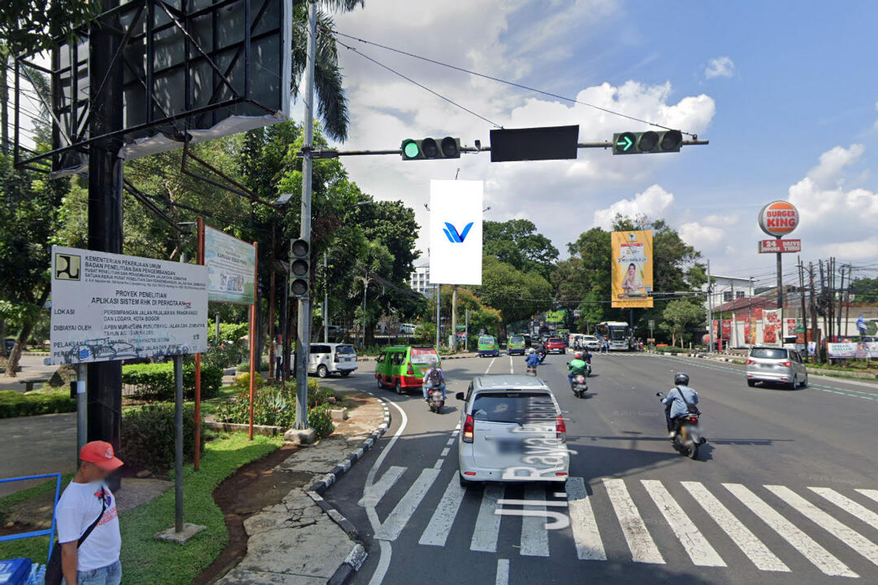 Billboard Jl. Raya Padjajaran (Seberang Burger King), Bogor
