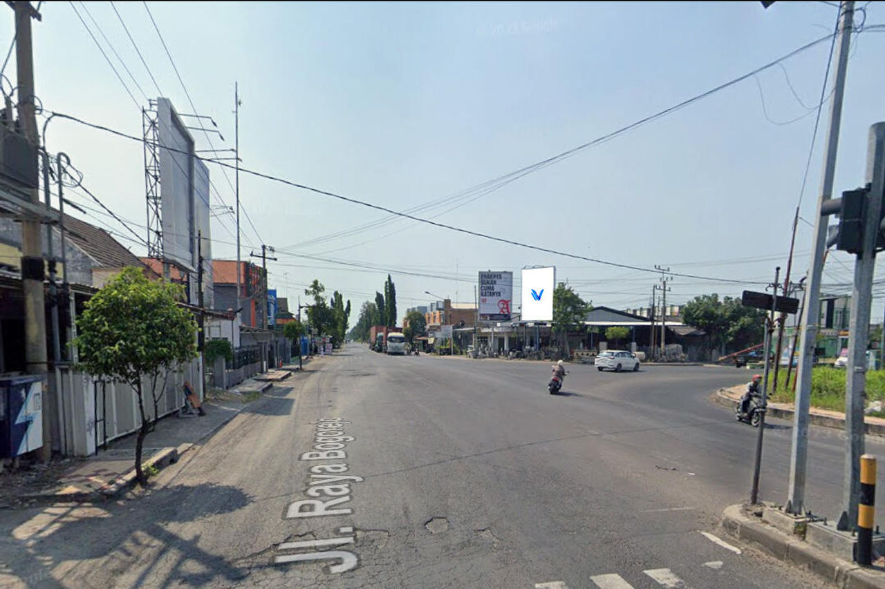 Baliho JL. SOEKARNO HATTA (PERTIGAAN LETDA SUCIPTO) KAB. TUBAN