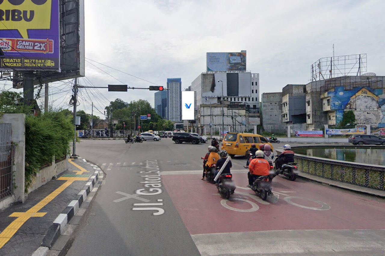 Billboard Jl. Guru Patimpus (Samping Milo Karaoke), Medan
