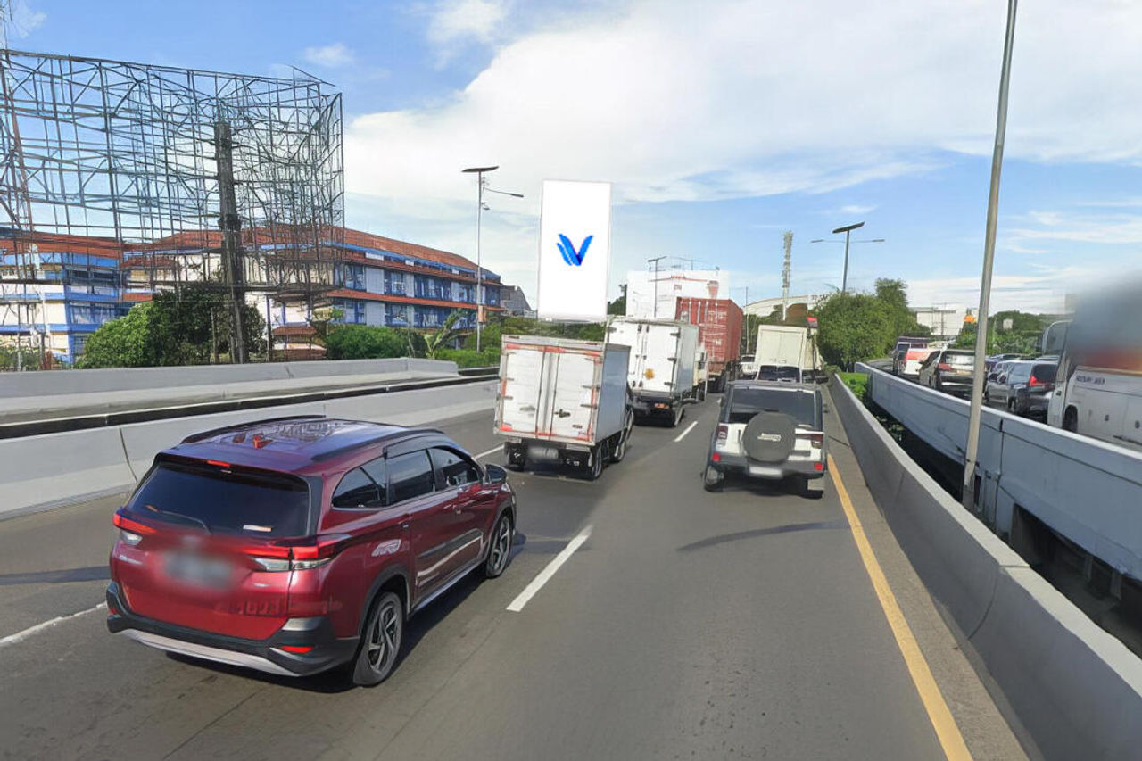 Billboard Tol Soedyatmo KM 20 + 850, Jakarta Utara