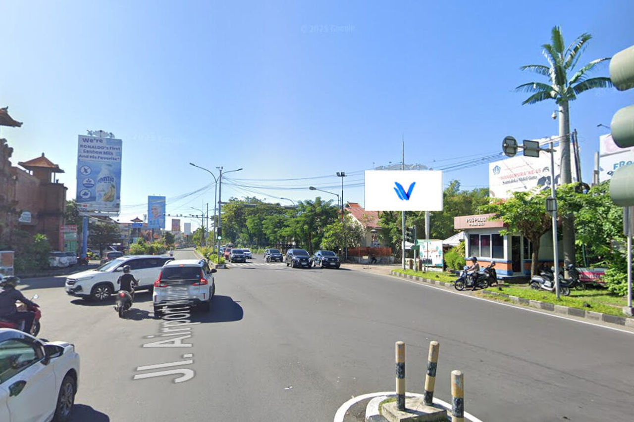 Billboard Jl. Airport Ngurah Rai, (Bundaran Patung Kuda), Bali