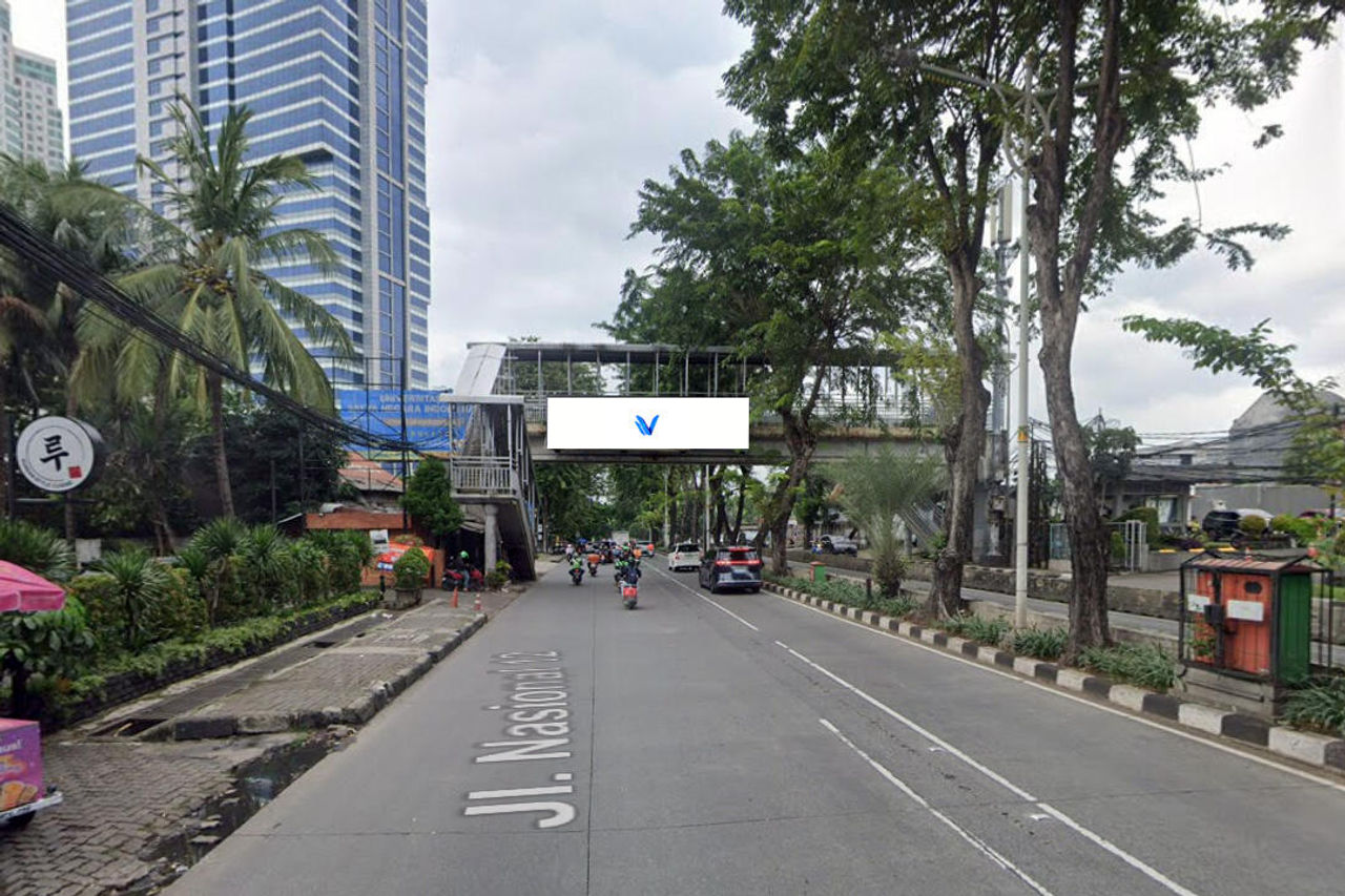 Billboard Jl. Iskandar Muda, Jakarta Selatan