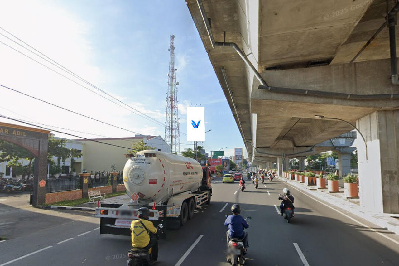 Billboard JL. PENGAYOMAN - JL. A.P. PETTARANI, Makassar