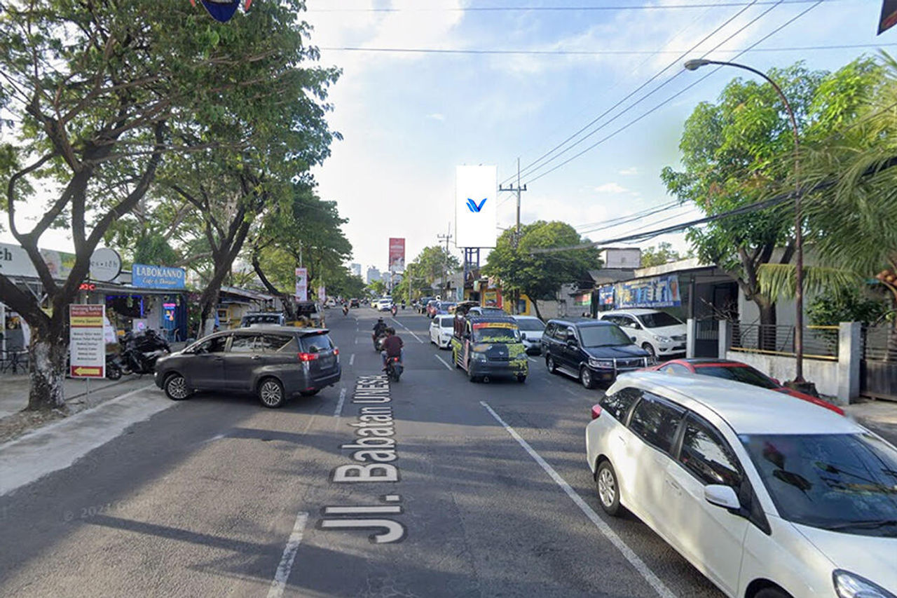 Billboard Jl. Babatan UNESA, Surabaya