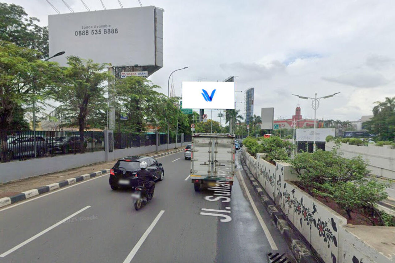 Billboard Jl. Sultan Iskandar Muda - Pondok Indah (depan Ranch Market), Jakarta Selatan