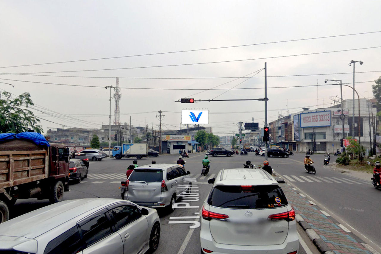 Billboard Jl. Yos Sudarso (Simp. Adam Malik / Doorsmer, Samping PDIP), Medan