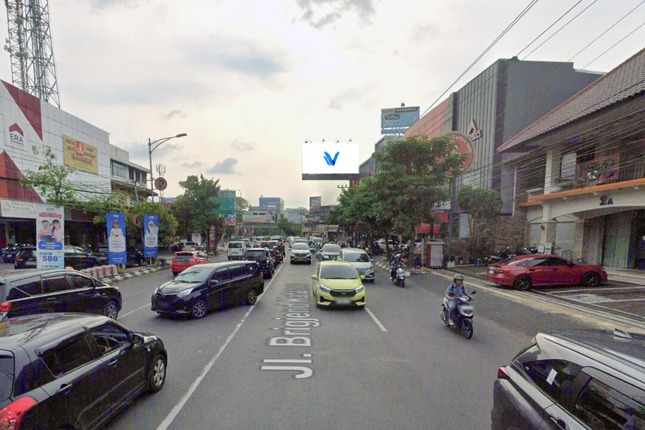 Billboard Perempatan Jl. Brigjend Katamso - Jl. A. Yani, Semarang