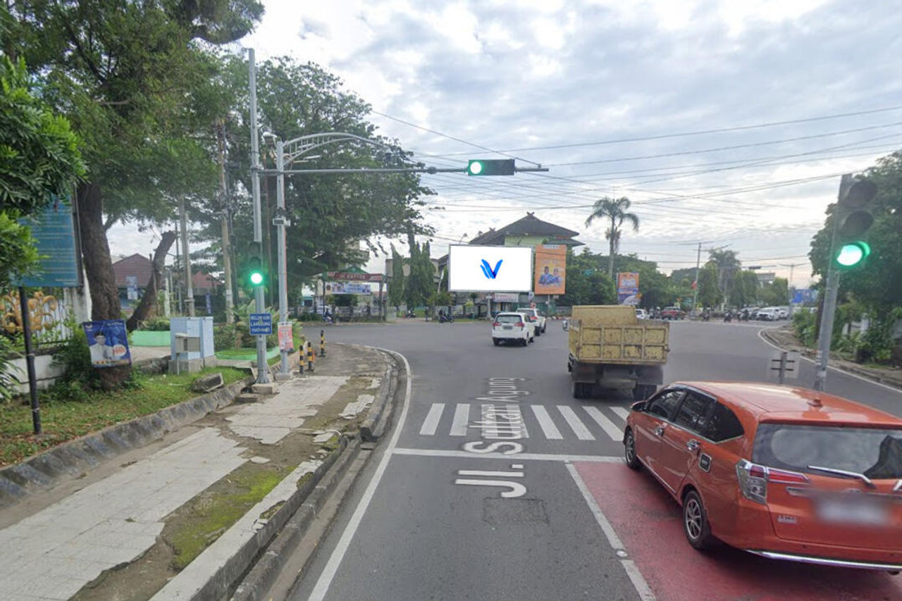 Billboard Jl. Sultan Thaha (Samping PDAM), Jambi