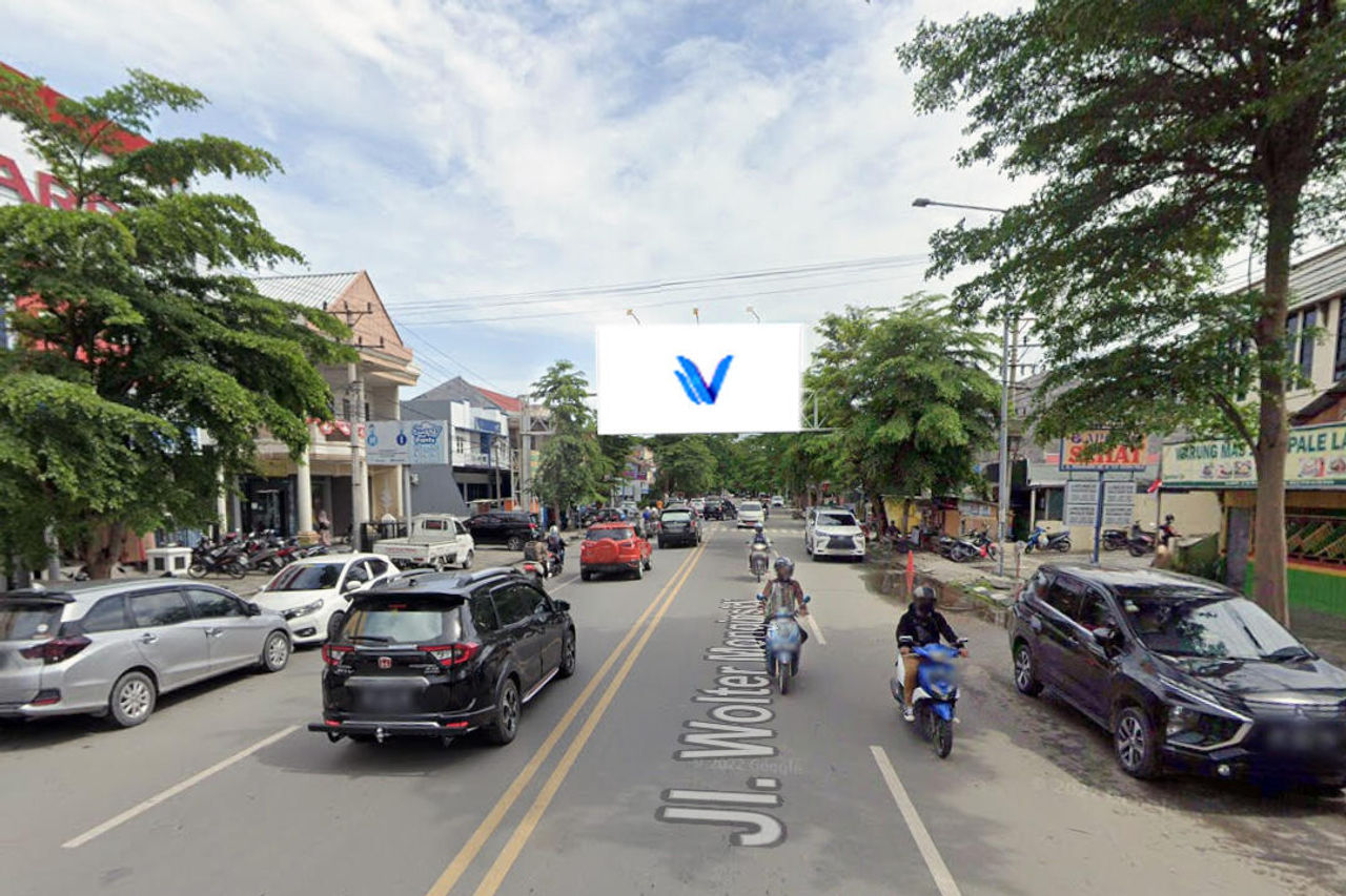 Billboard Jl. W. Monginsidi, Lolu Utara, Kota Palu