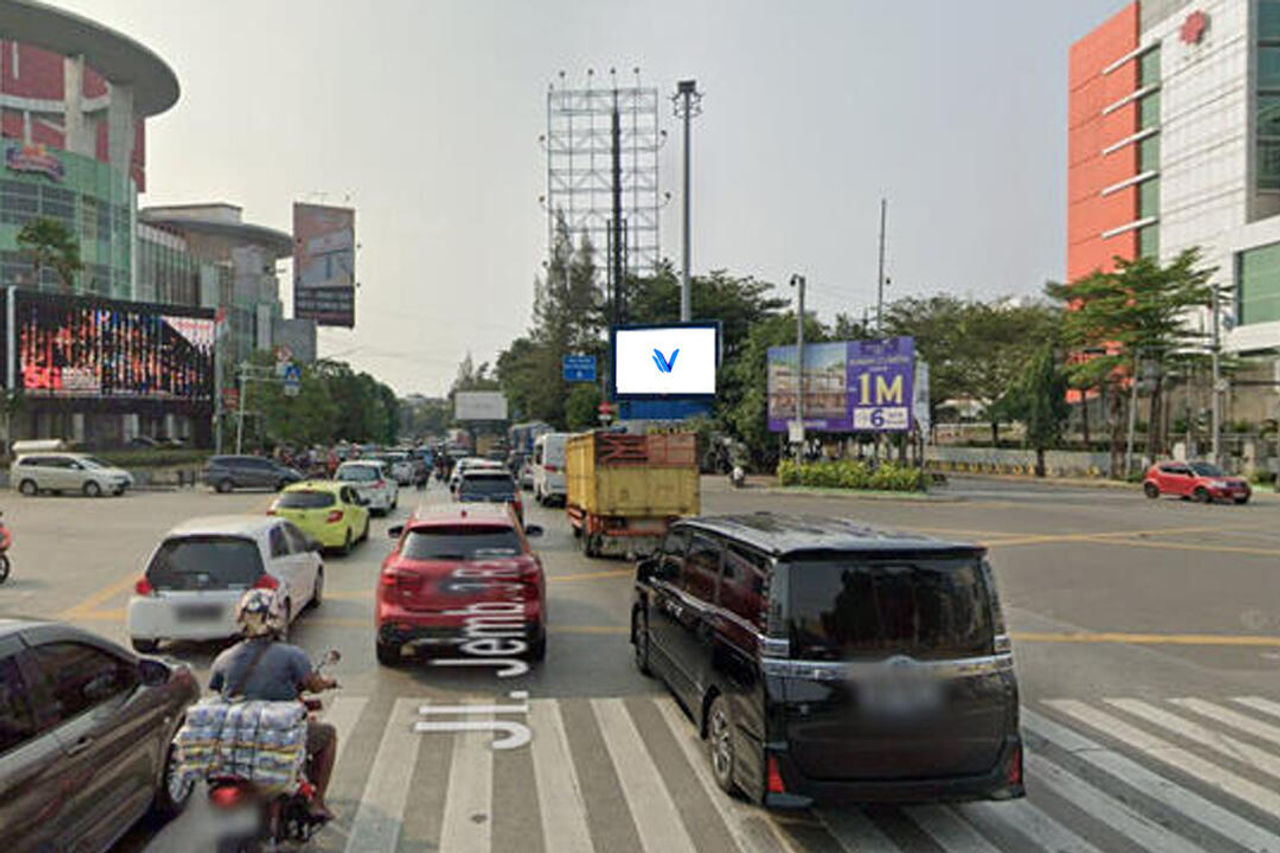 Videotron Jl. Pluit Selatan (Simpang Pluit), Jakarta Utara