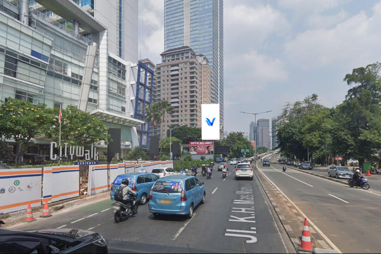 Billboard Jl. KH. Mas Mansyur (Citywalk Sudirman), Jakarta Pusat