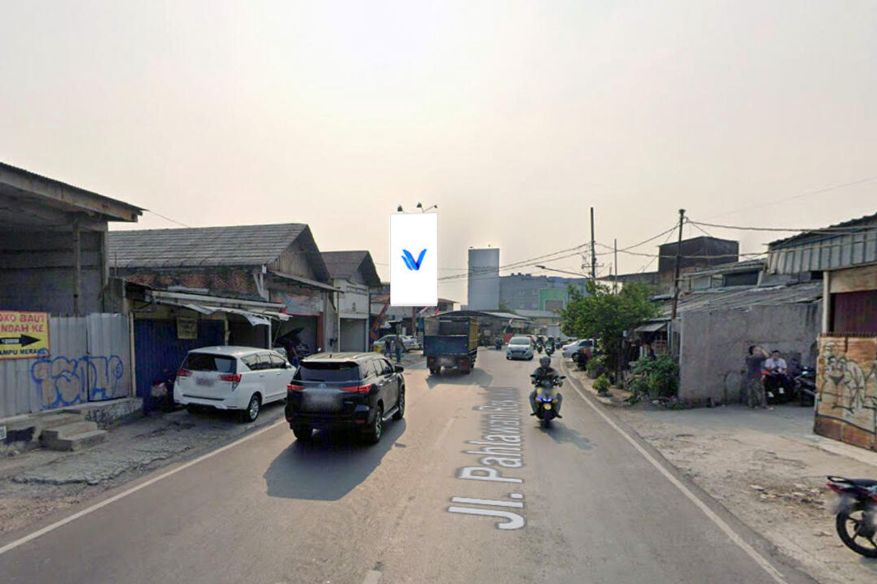 Billboard Jl. Pahlawan Revolusi (Pondok Bambu), Jakarta Timur