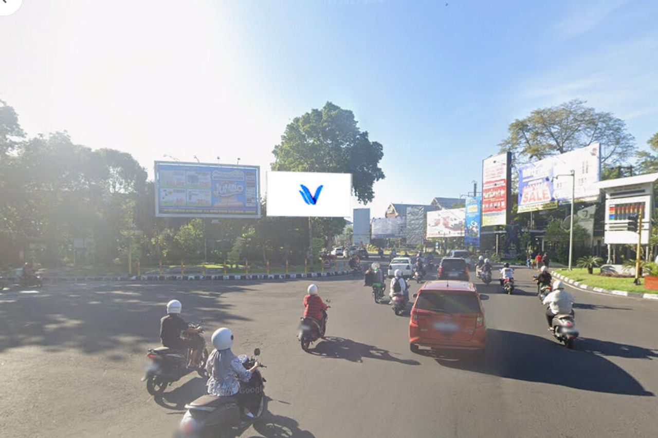 Billboard Jl. Pejanggik, Cakranegara Barat, Kota Mataram